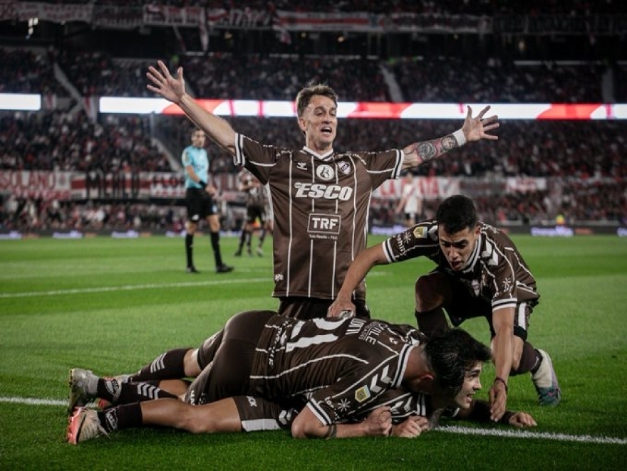BATACAZO DE PLATENSE 